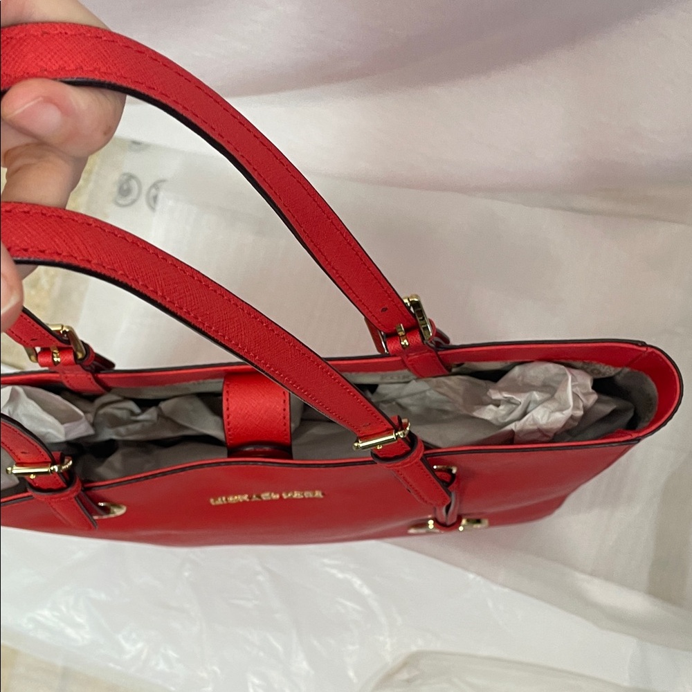 Michael Kors Vibrant cherry Red Tote gold hardware large purse - Picture 10 of 17